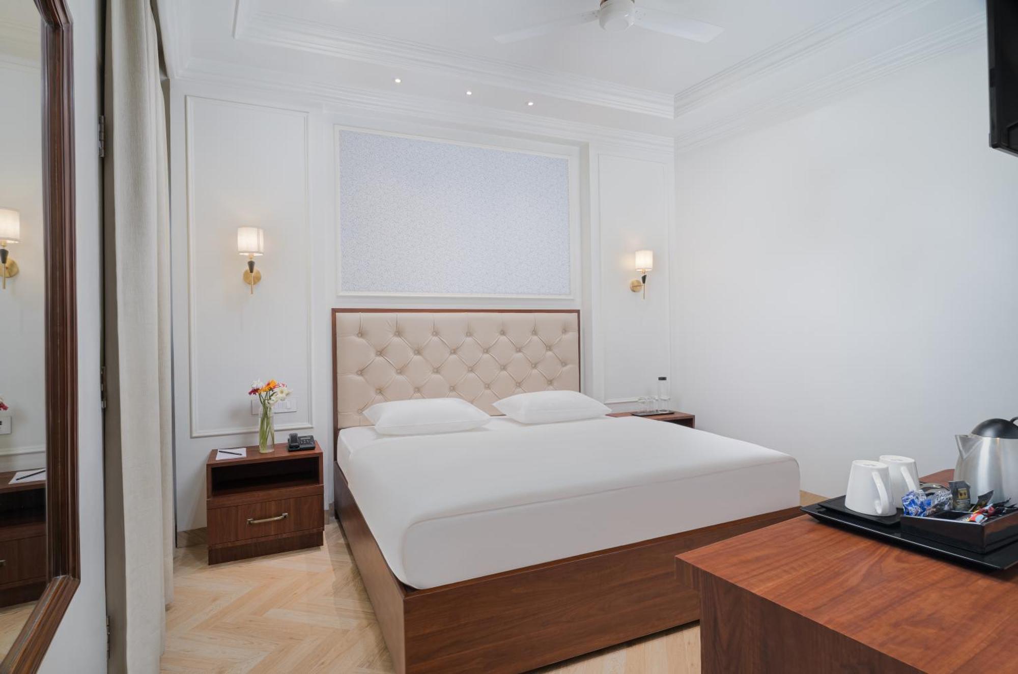 Deluxe Room,1600259331:JPEG