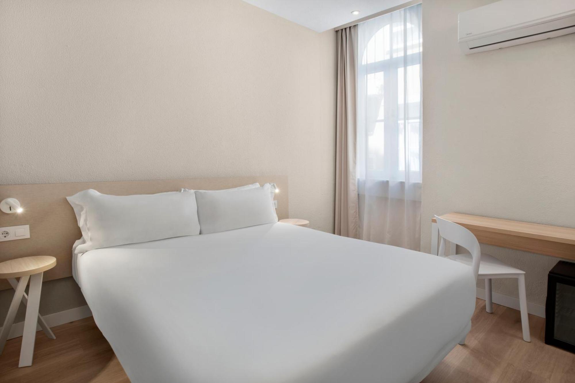Standard Double Room,1600562599:JPEG
