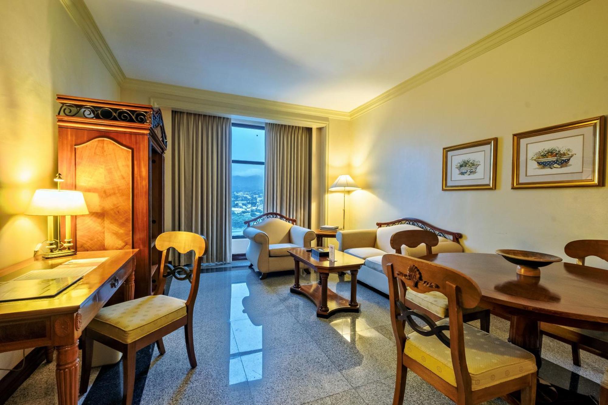 Ambassador Suite