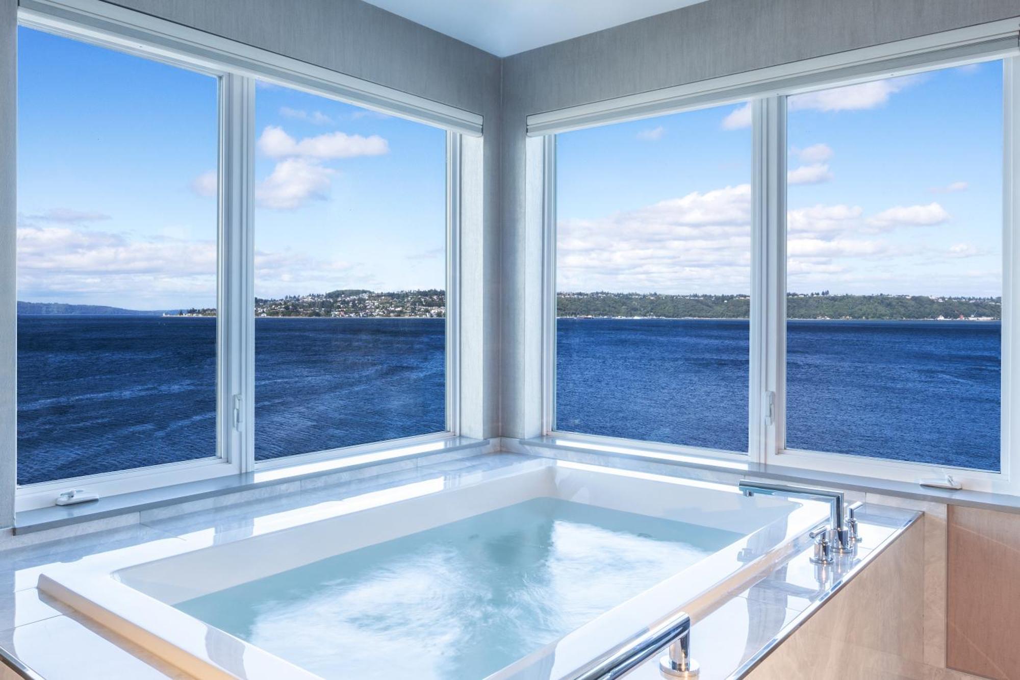 Premier King Room Spa Bath Bay View,1606560275:JPEG