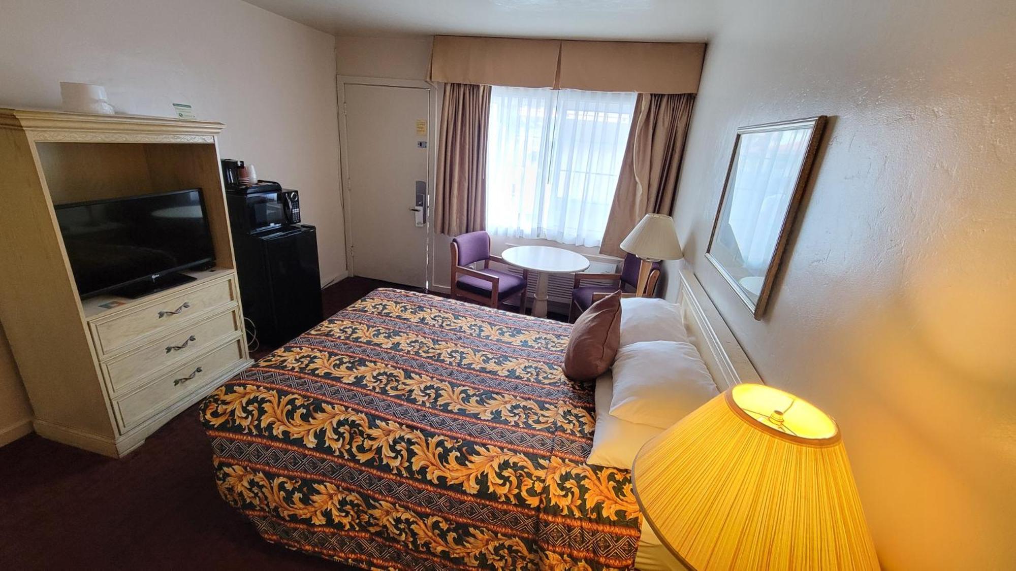 Double Room,1610216770:JPEG