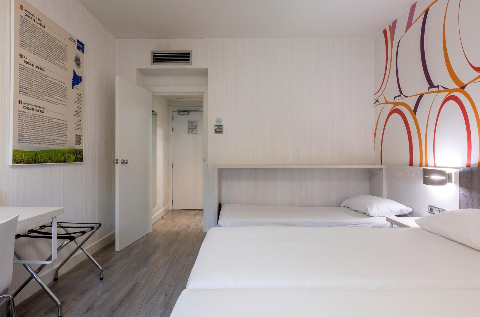 Chambre Double avec Lit d'Appoint