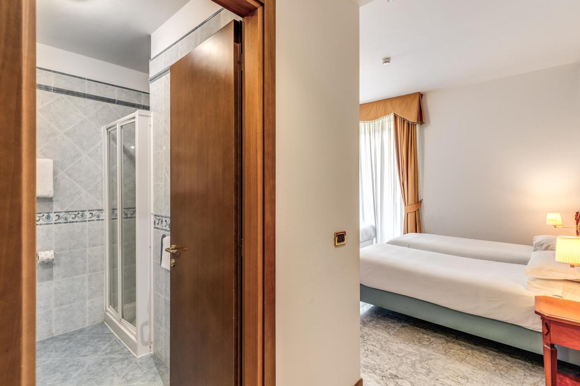 Classic Triple Room
