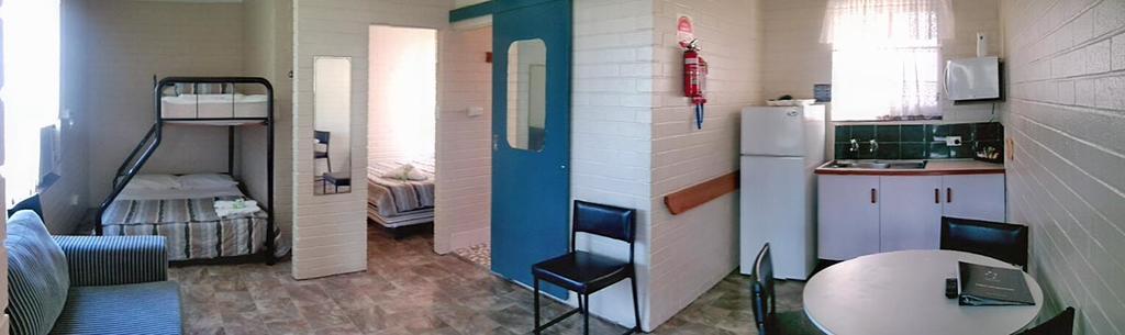 Double Room (5 Adults) - No Pets