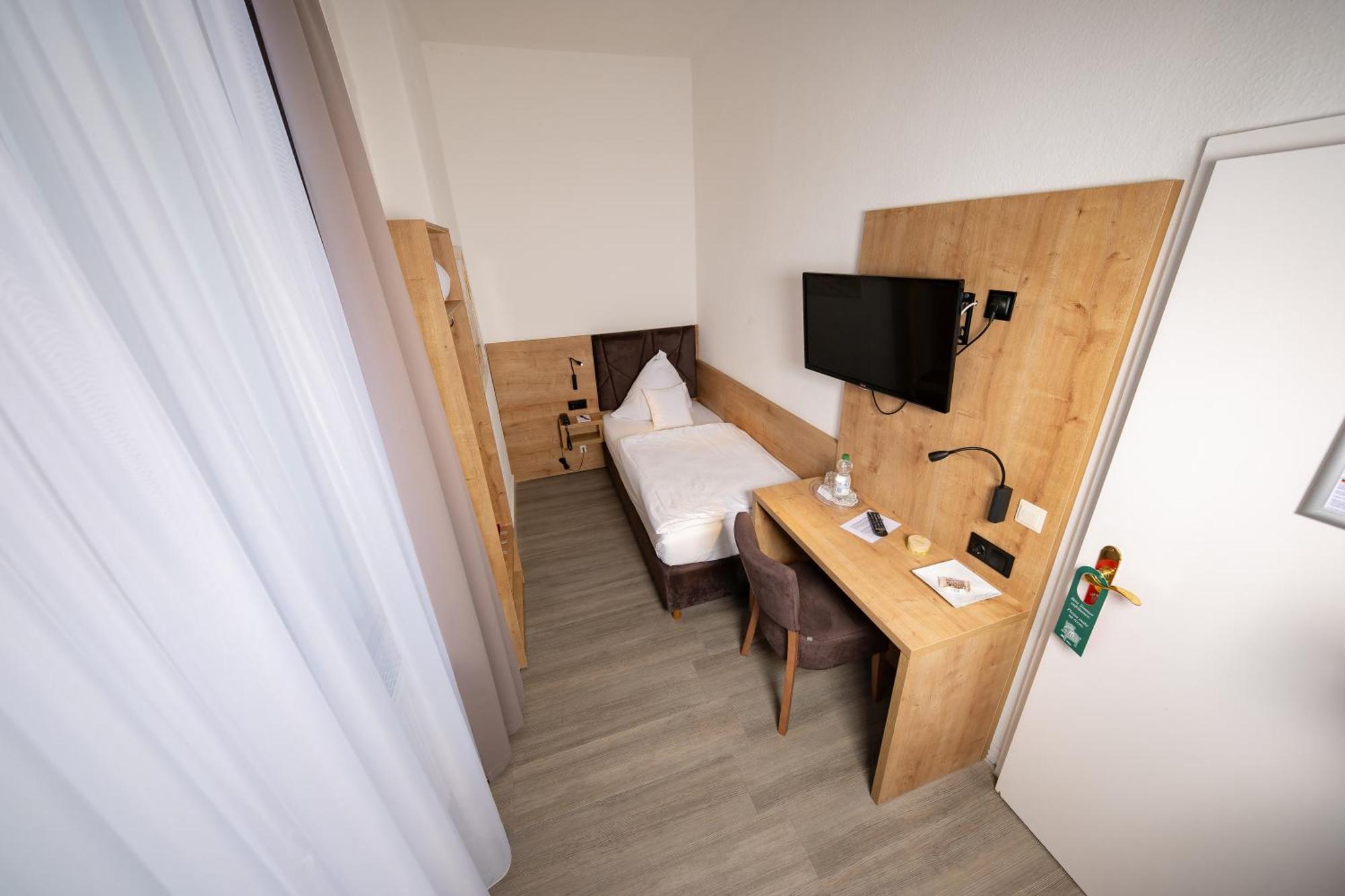 Small Single Room