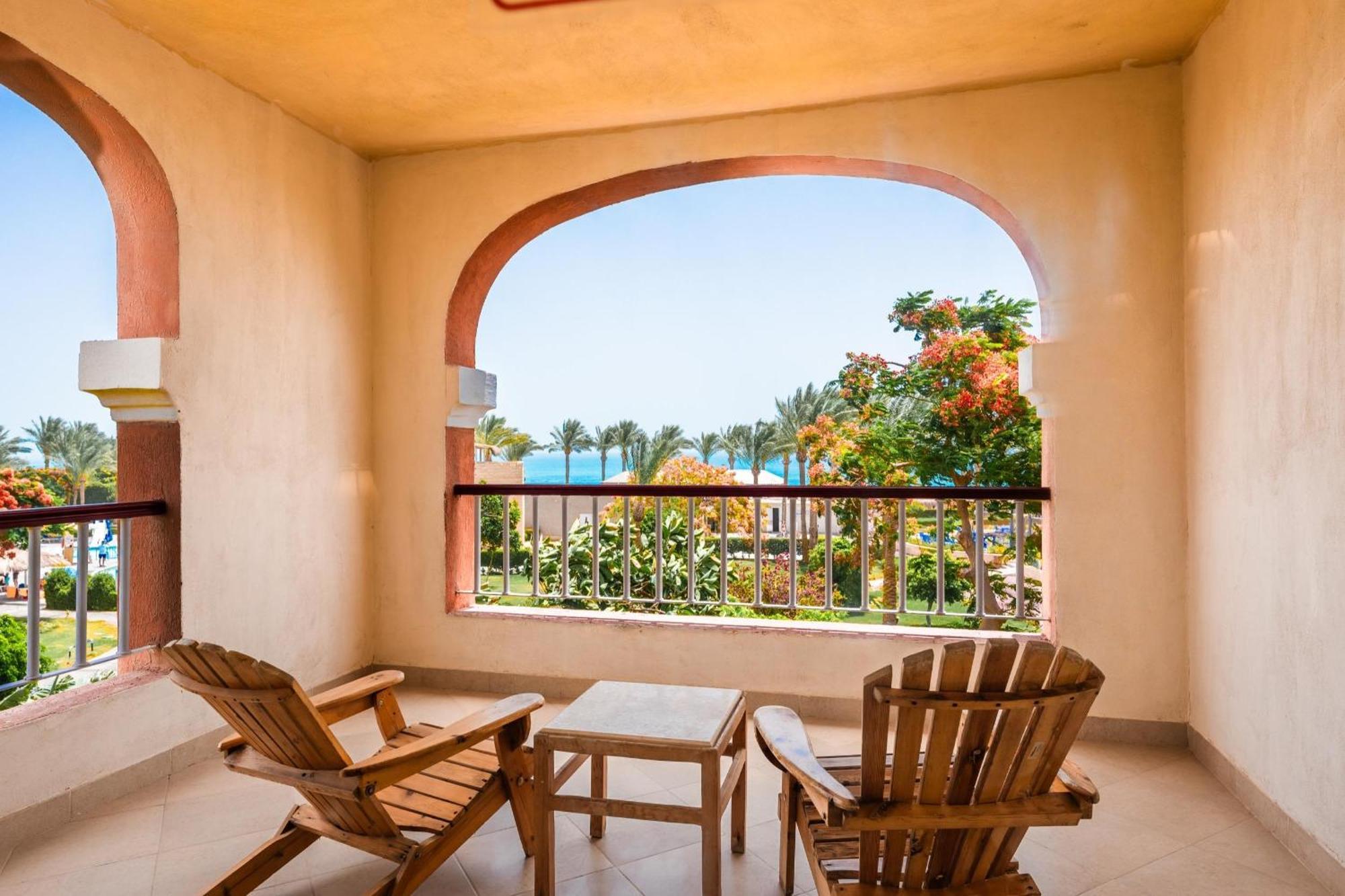 Standard Double or Twin Room with Corner Sea View