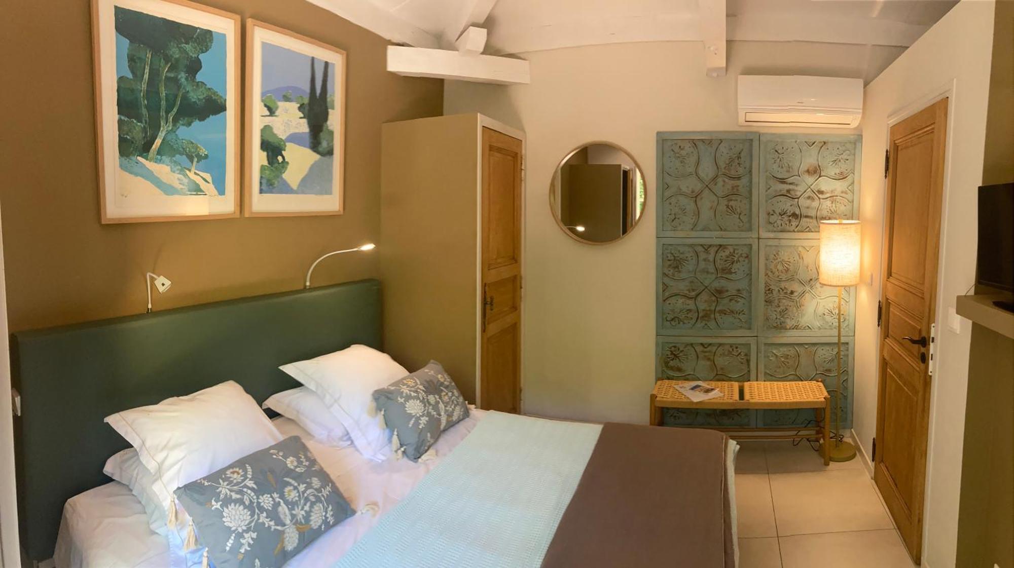 Doppelzimmer mit eigenem Bad