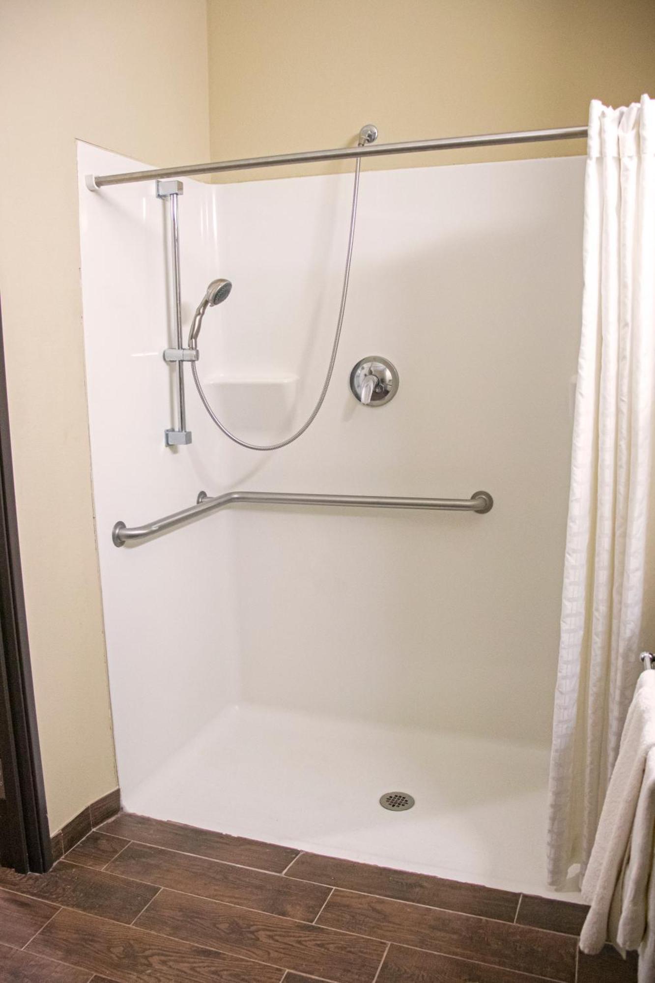 2 Queen Beds Accessible Non-Smoking