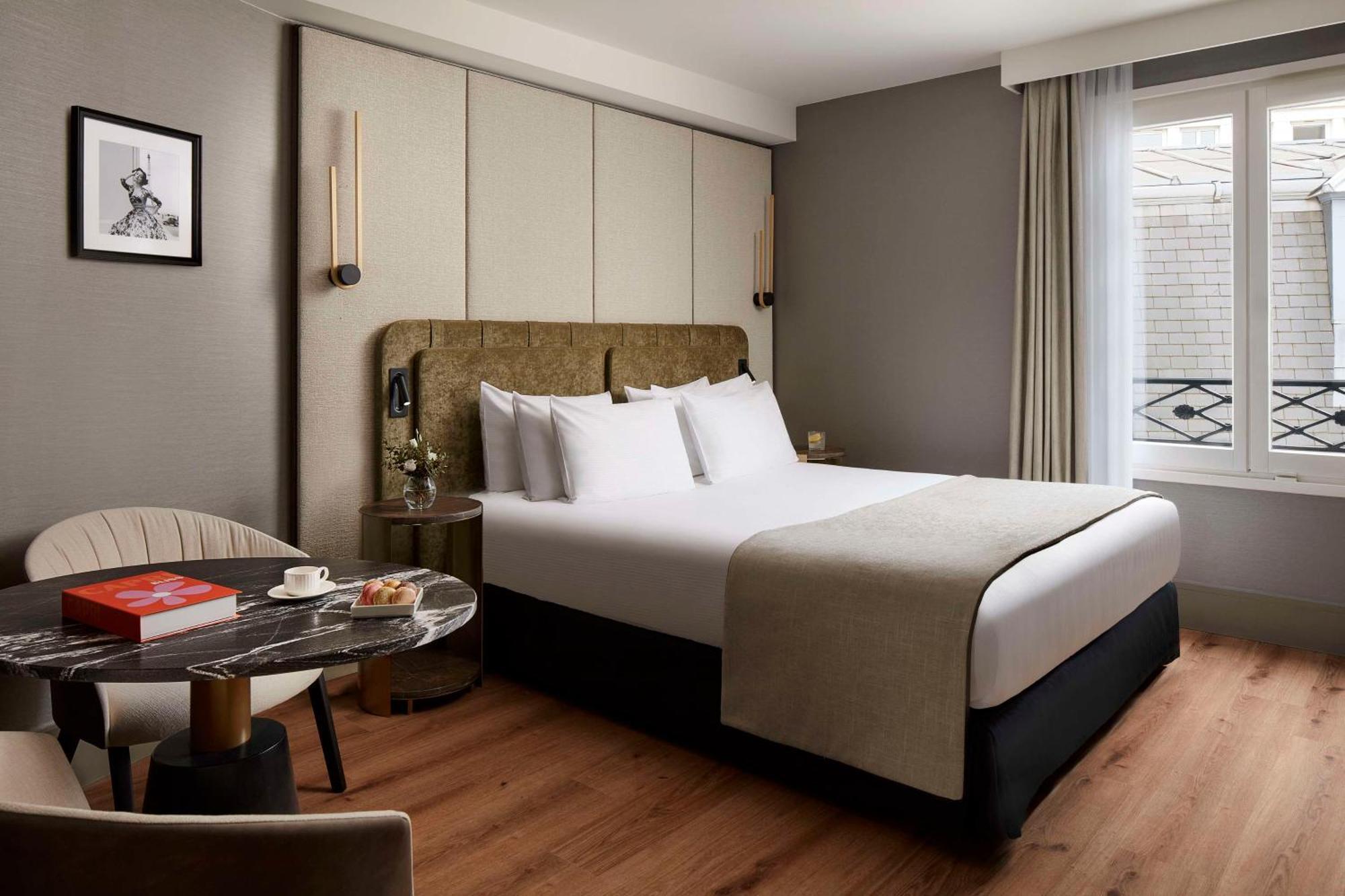 Deluxe Room,1689824449:JPEG