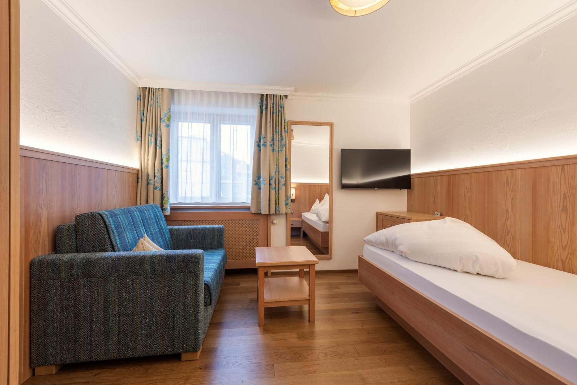 Superior Twin Room,1681734457:JPEG