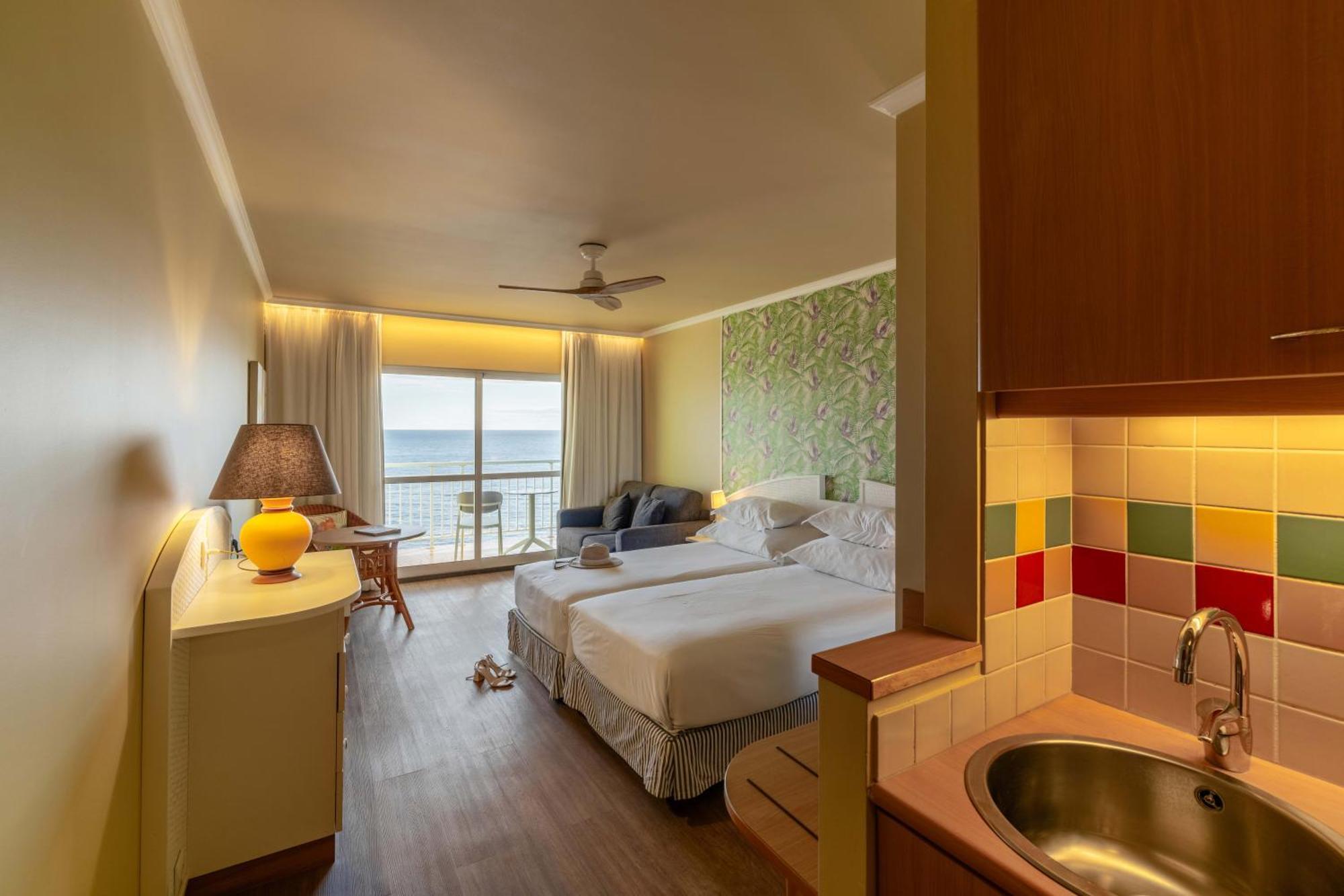 Estudio Premium con vistas al mar