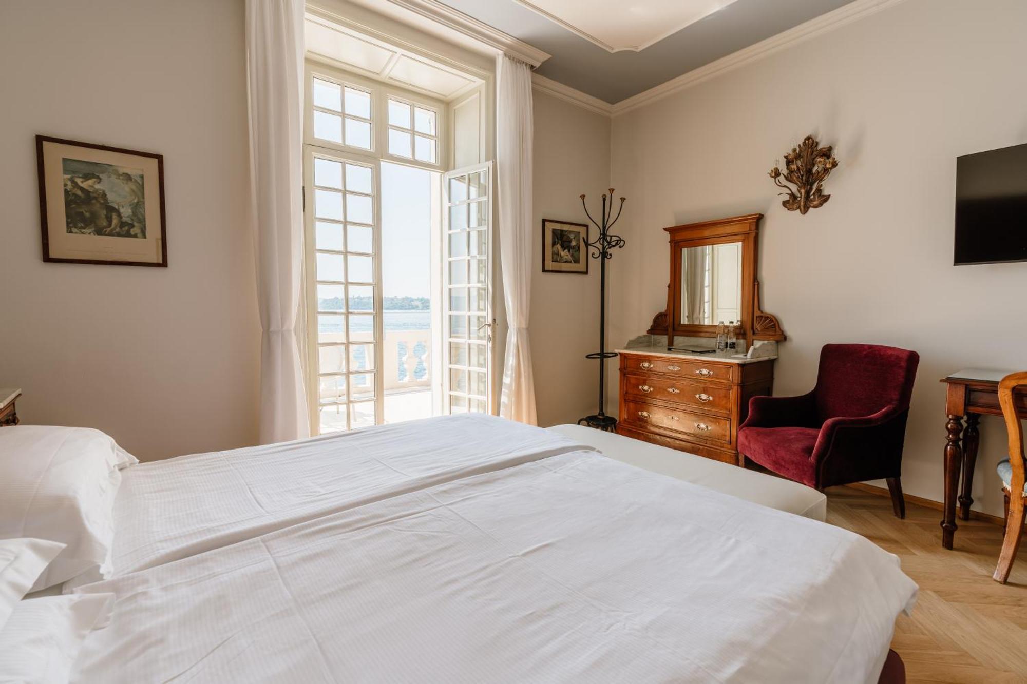 Deluxe Doppelzimmer mit Seeblick - Nebengebäude