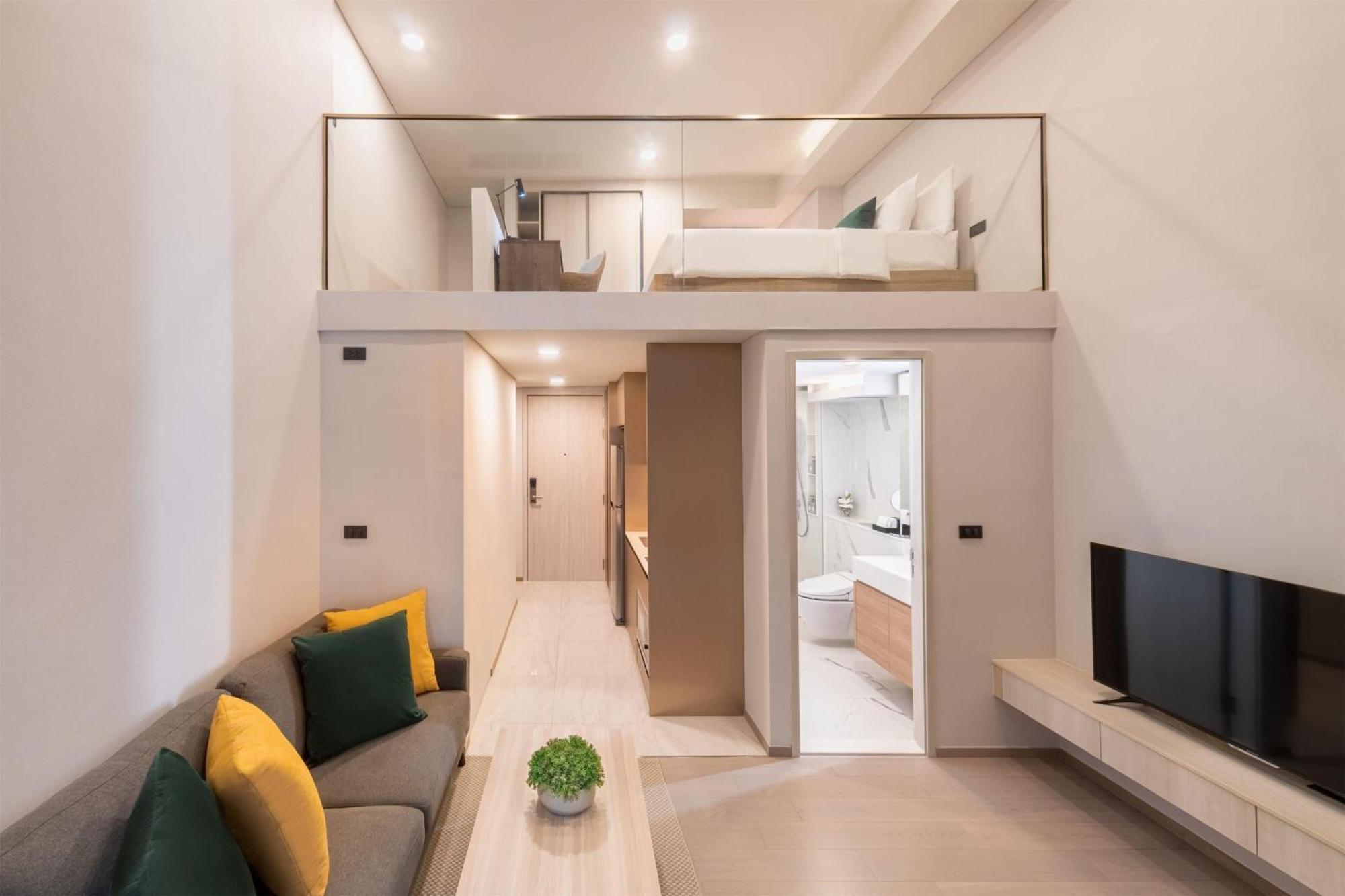 One-Bedroom Duplex King Suite
