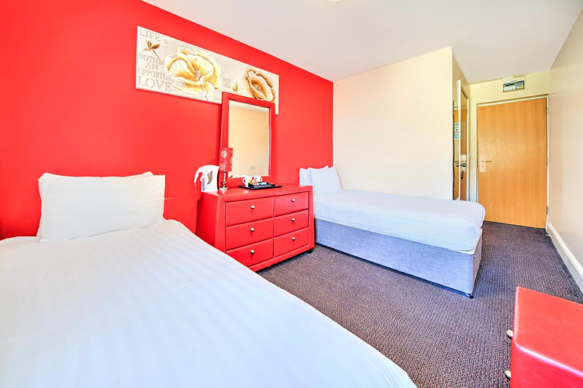 Superior Twin Room