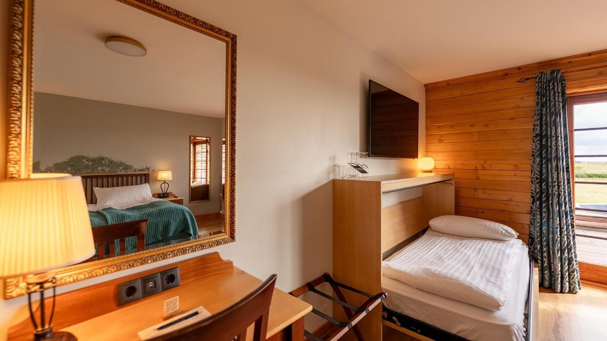 Deluxe Triple Room,1697805940:JPEG