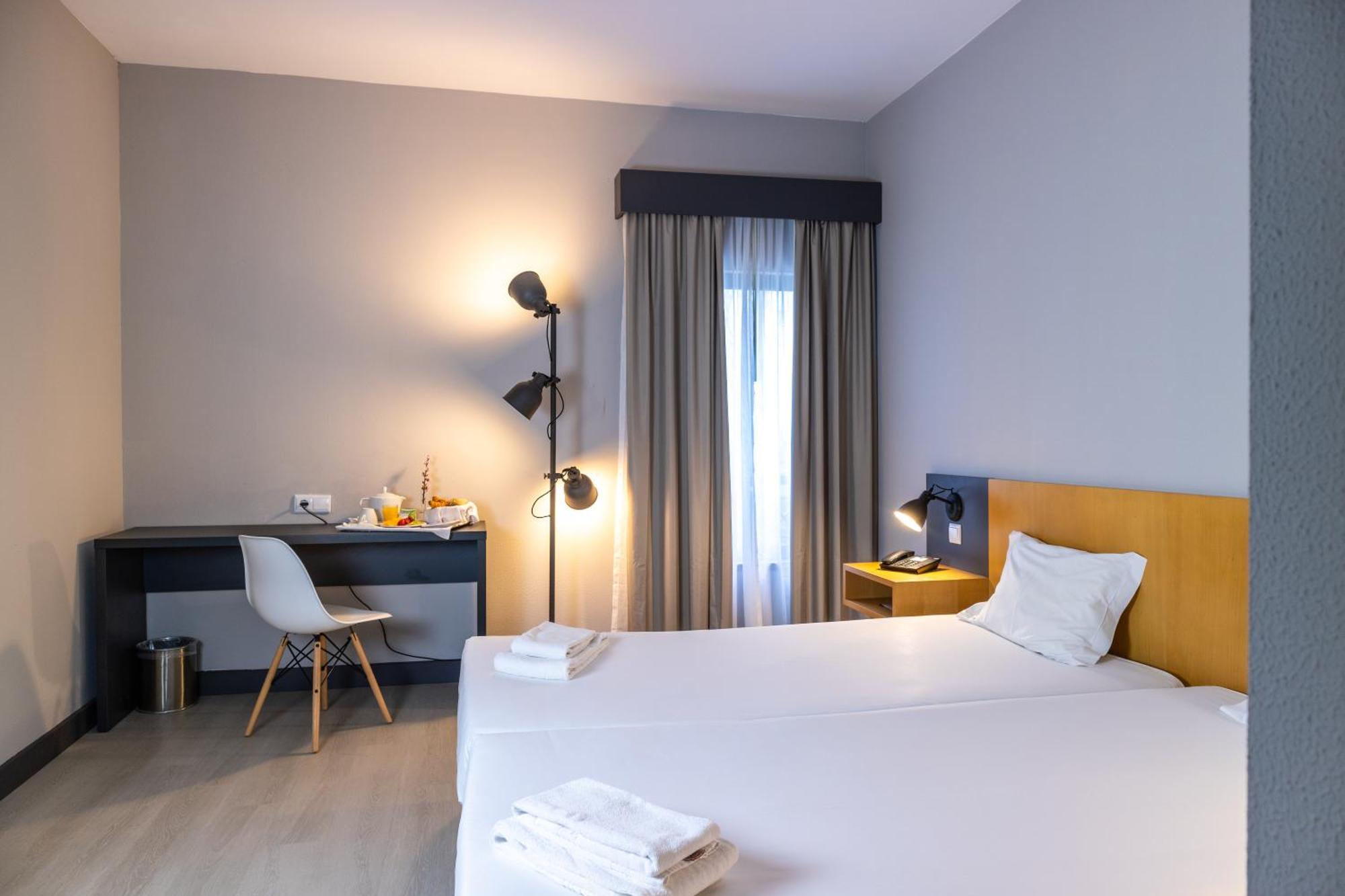 Superior Twin Room,1704831588:JPEG
