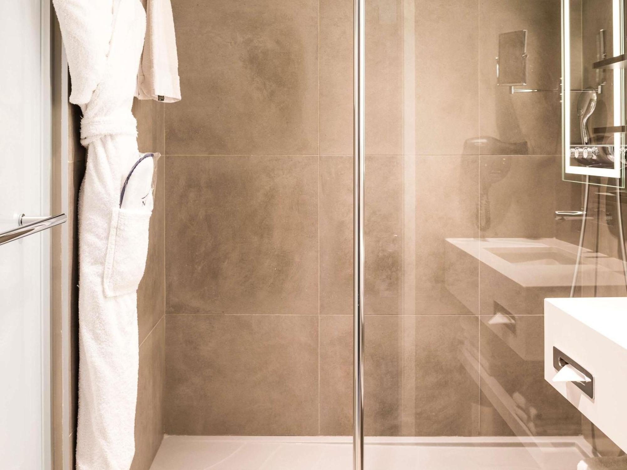 Executive King Room,1704846759:JPEG