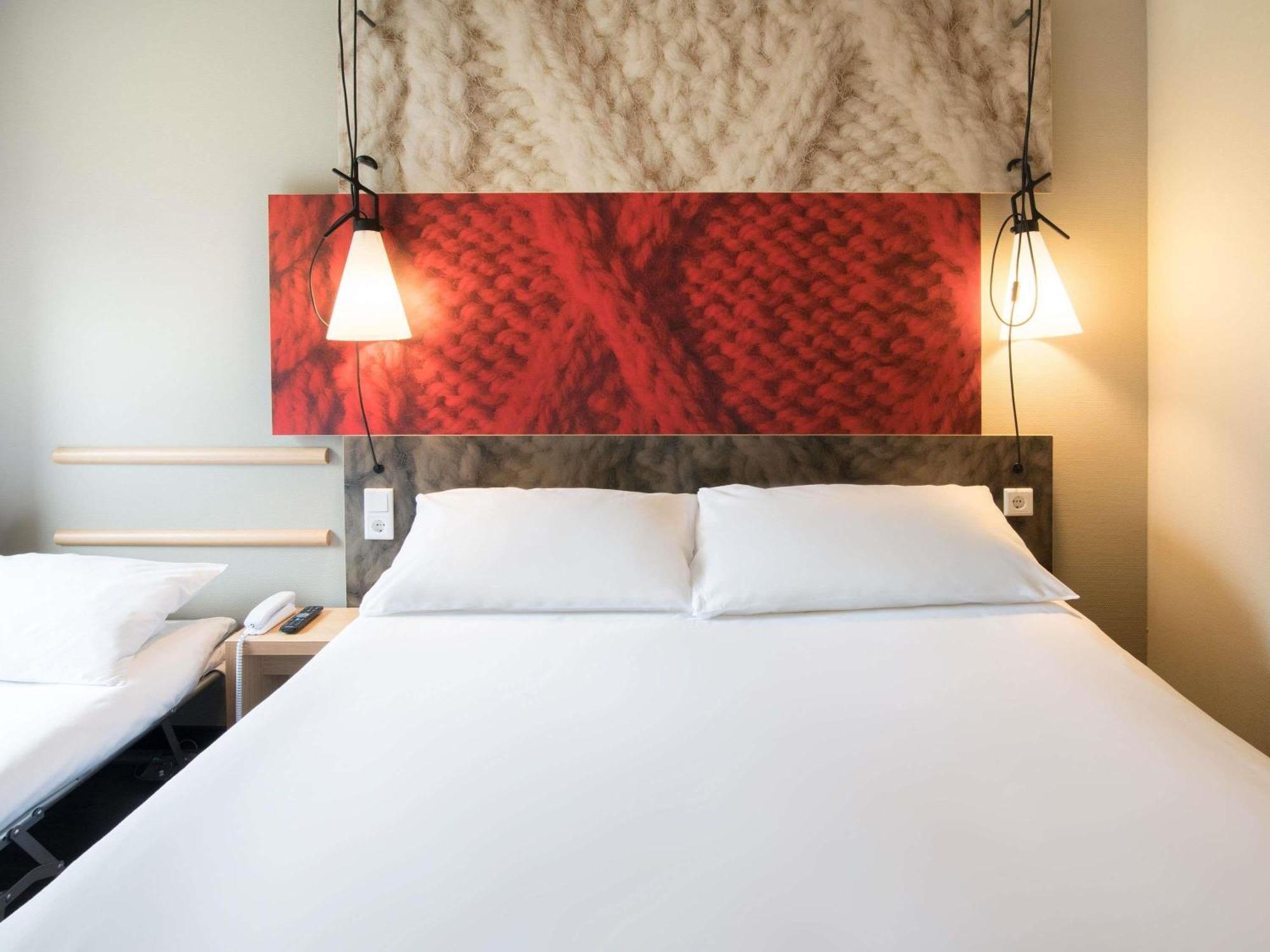 Chambre Double Standard - 1 Lit Simple