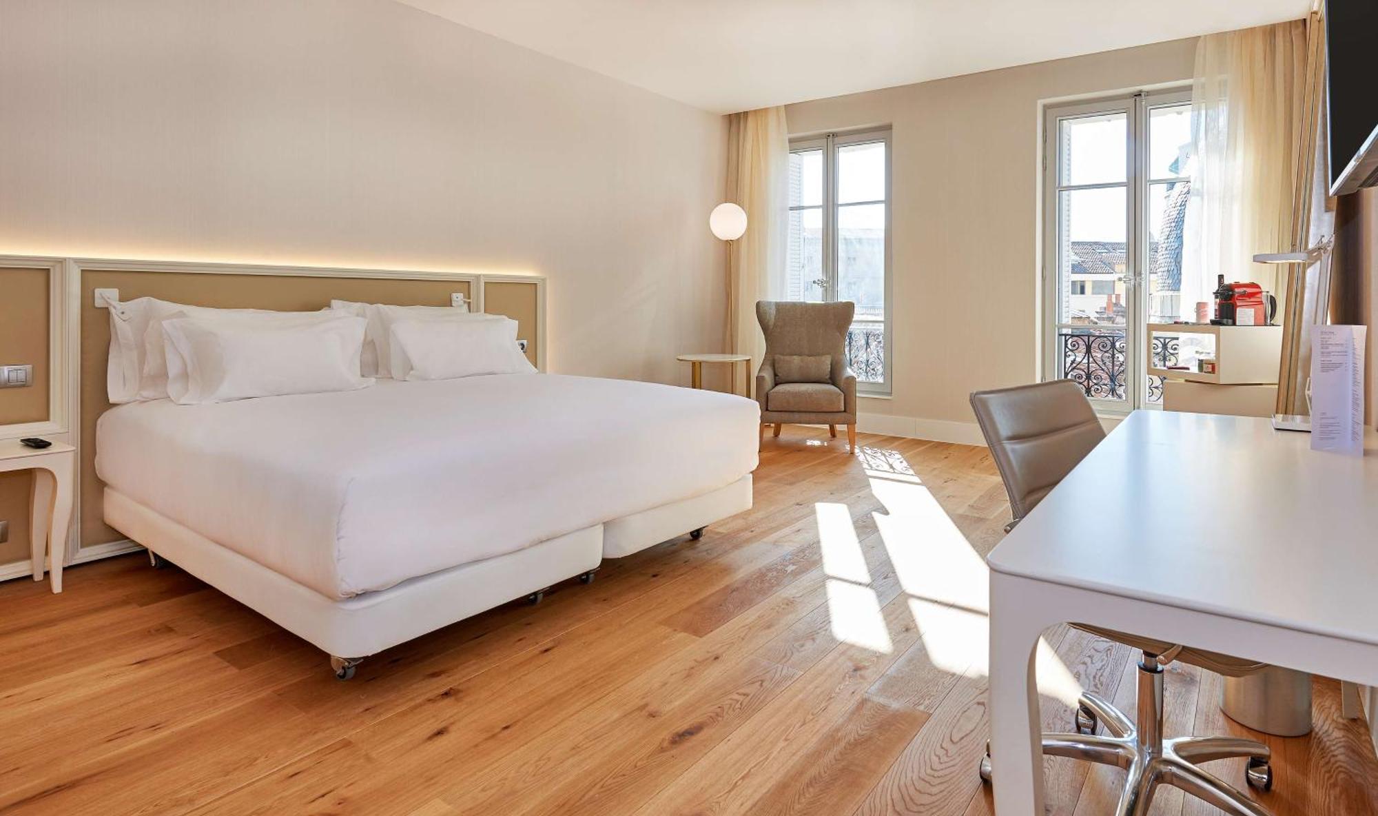 Premium Double Room,1705035382:JPEG