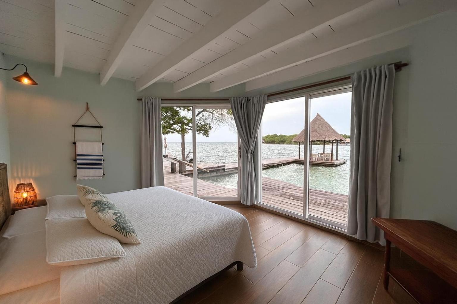 King Room Sea View,1707010537:JPEG