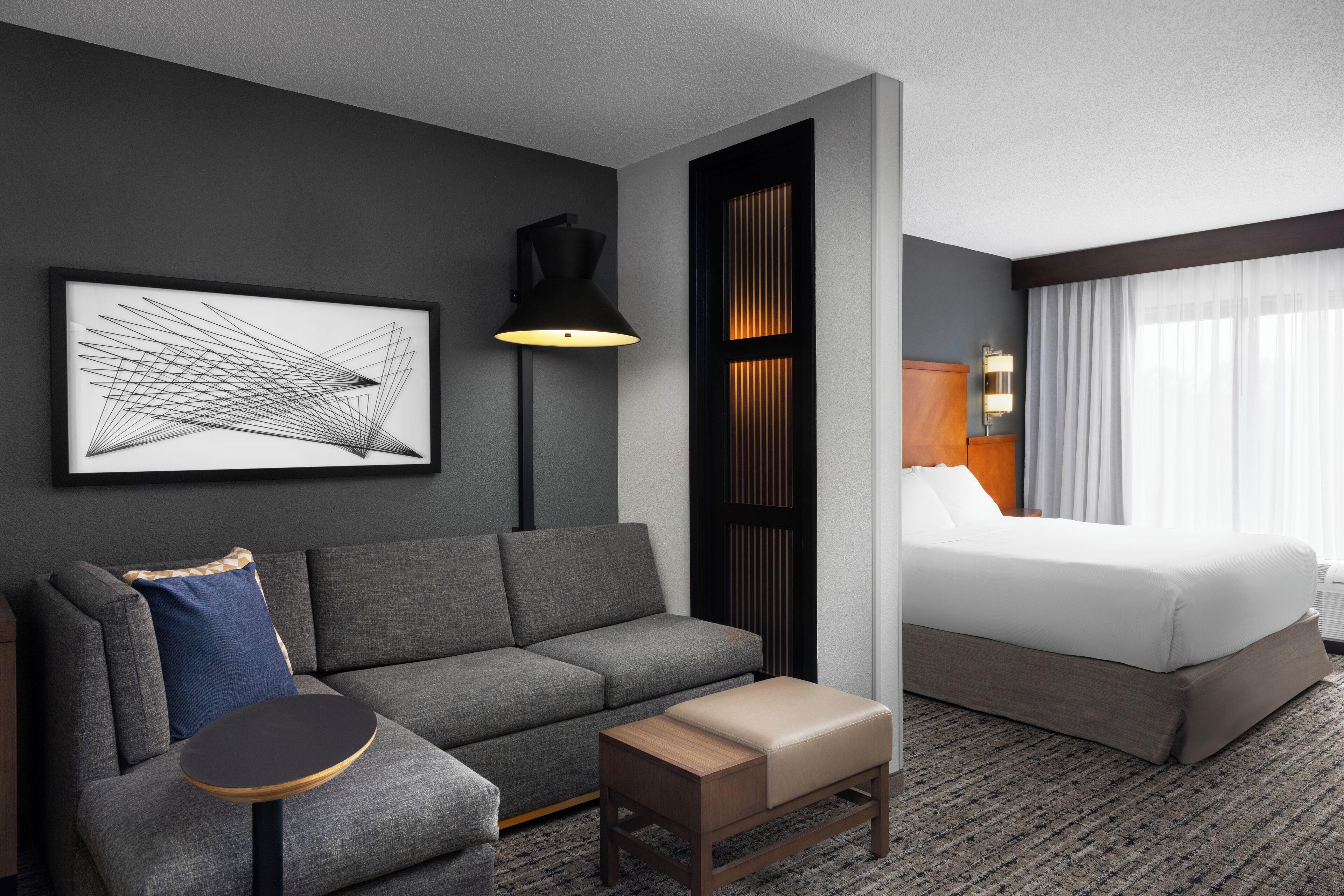 King Room with Sofa Bed and Roll-In Shower - Disability Access