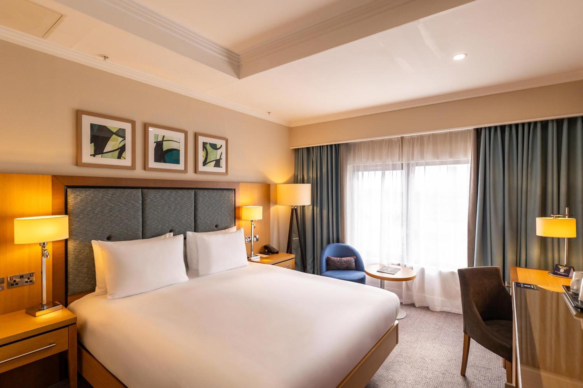 Quarto com Cama Queen-size