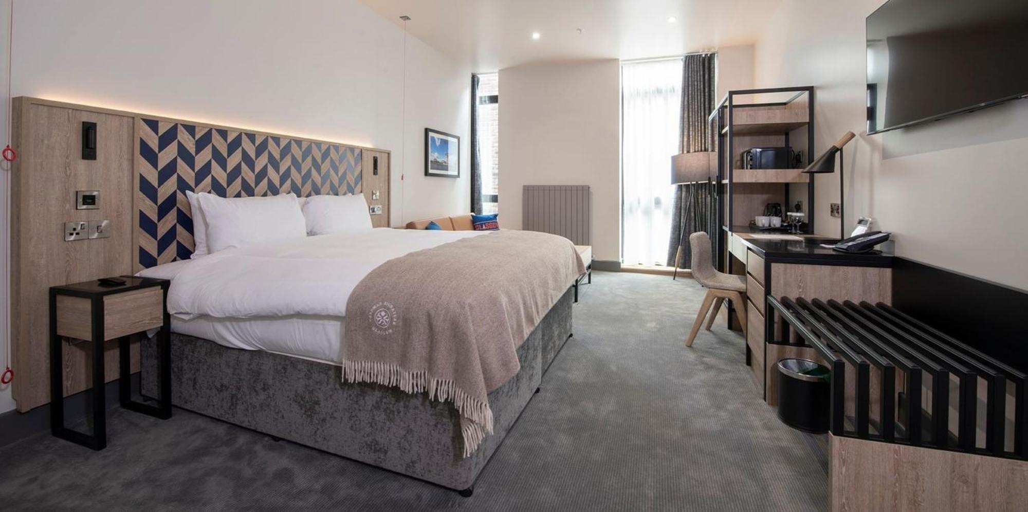 Camera Accessibile con 1 Letto Super King-Size