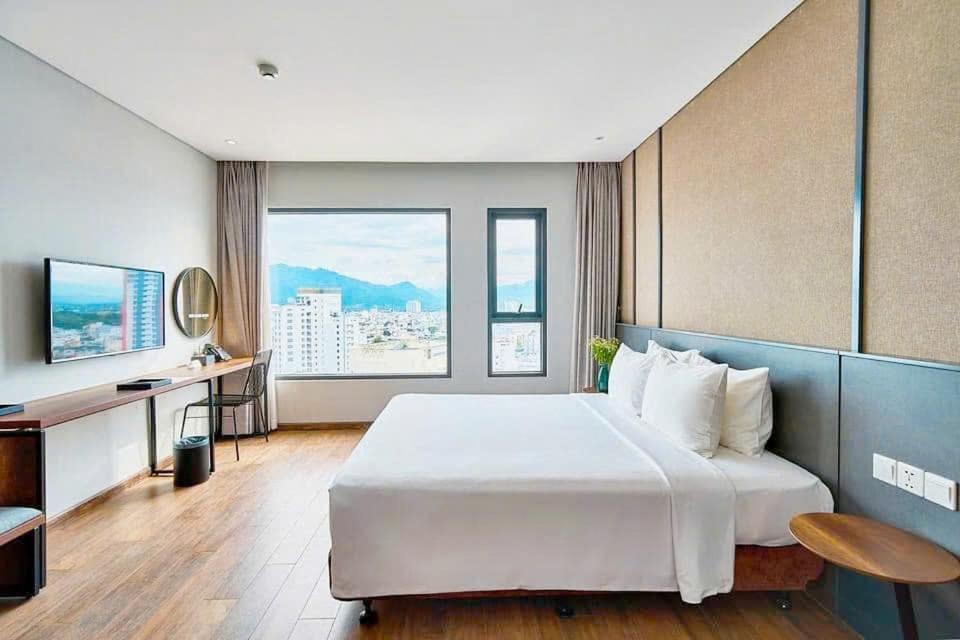 Executive Double Room with City View