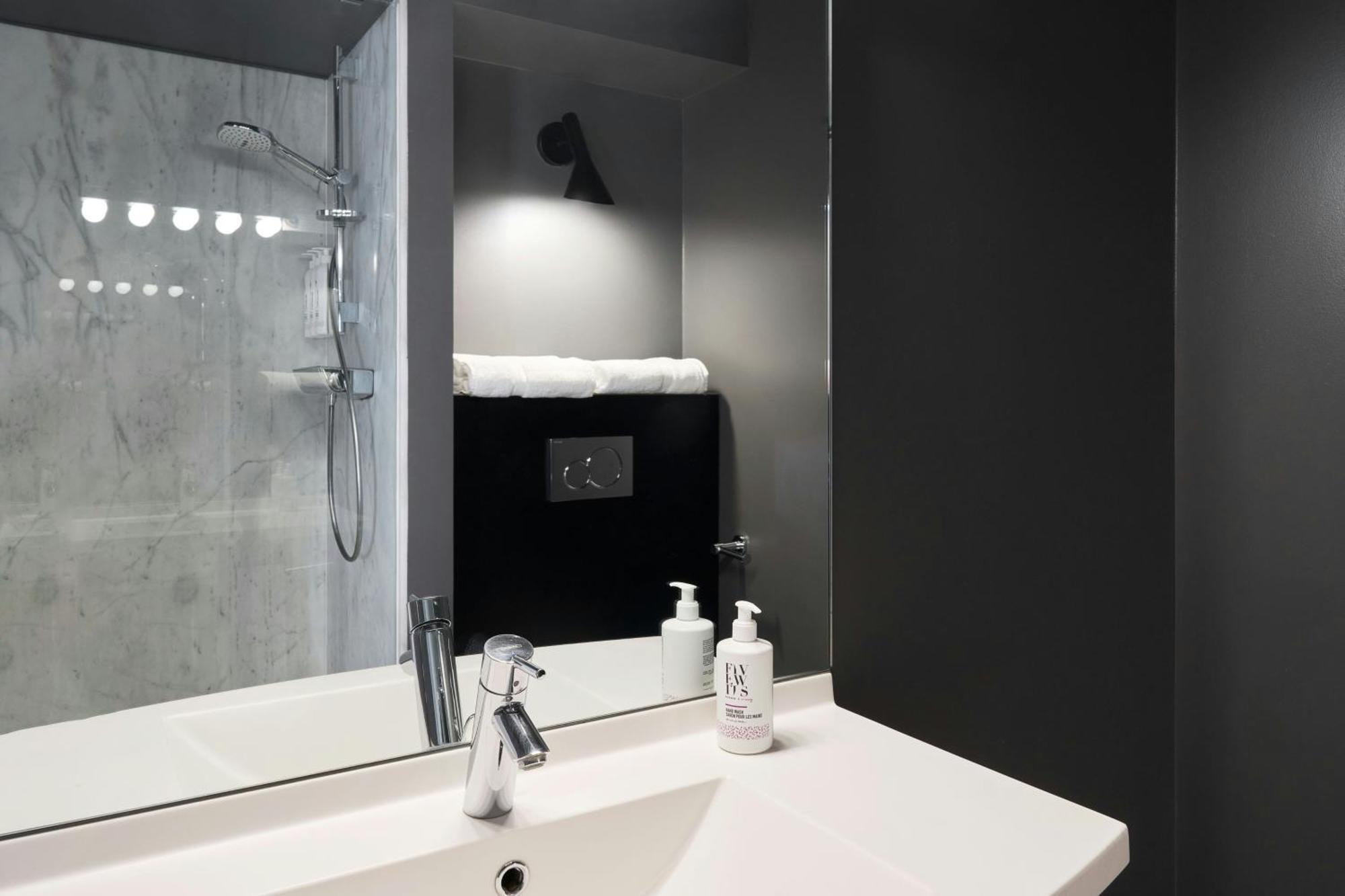Chambre Lit King-Size Flex avec Canapé-Lit