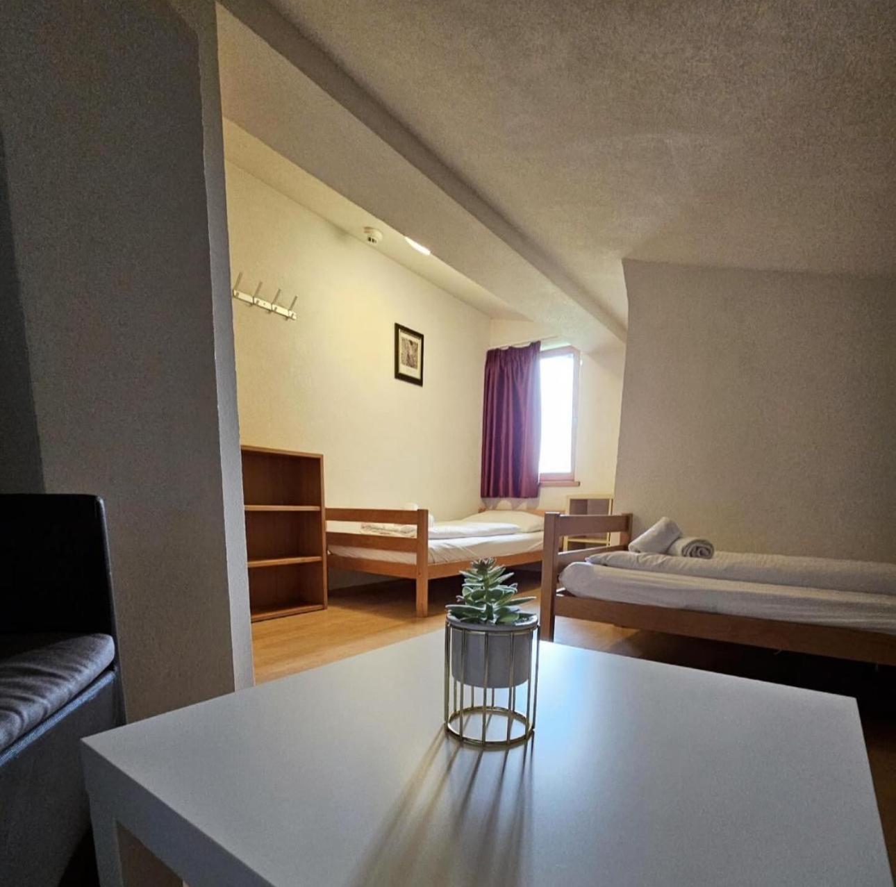 Zweibettzimmer