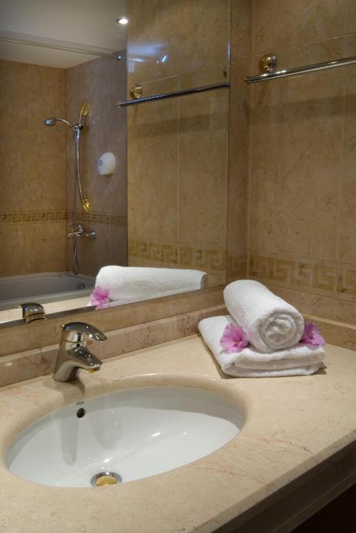 Chambre Lits Jumeaux avec Accès Gratuit à la Plage - Vue sur Mer