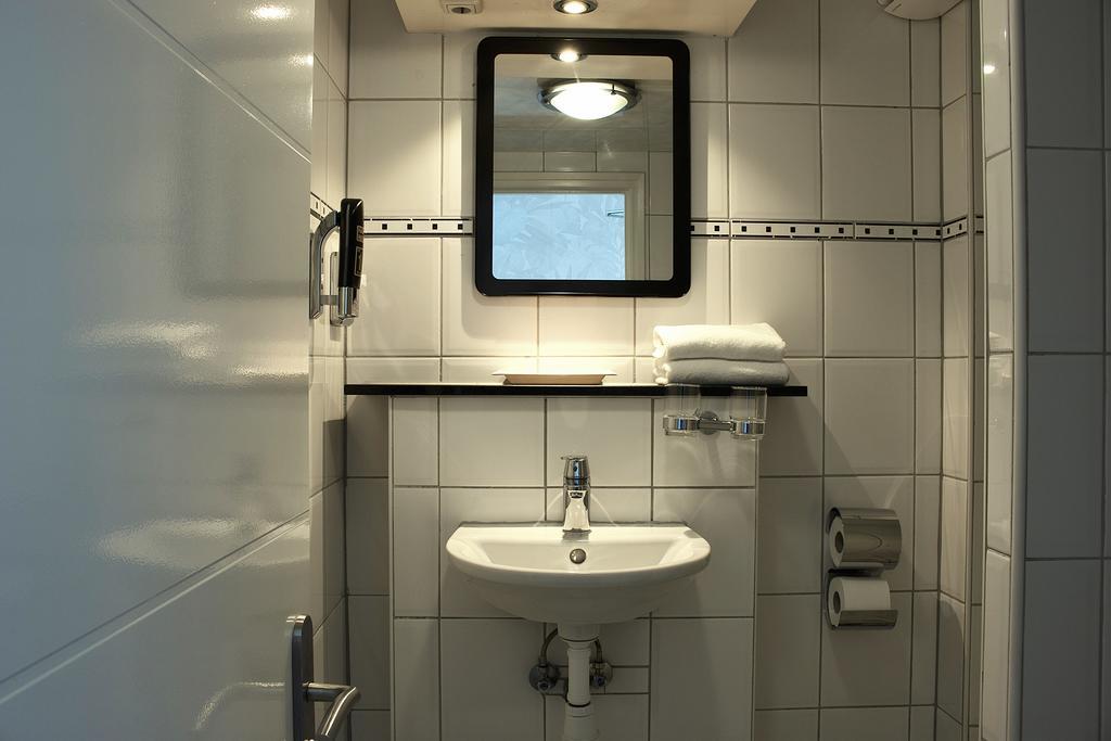 Chambre Simple avec Salle de Bains Privative Séparée
