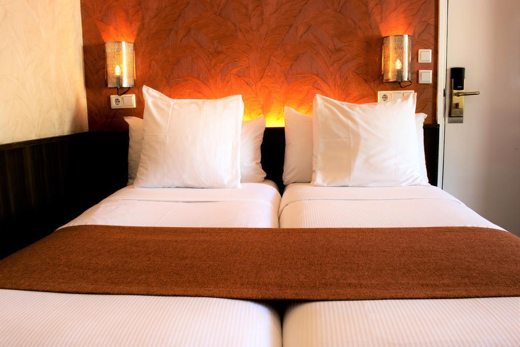Chambre Double ou Lits Jumeaux