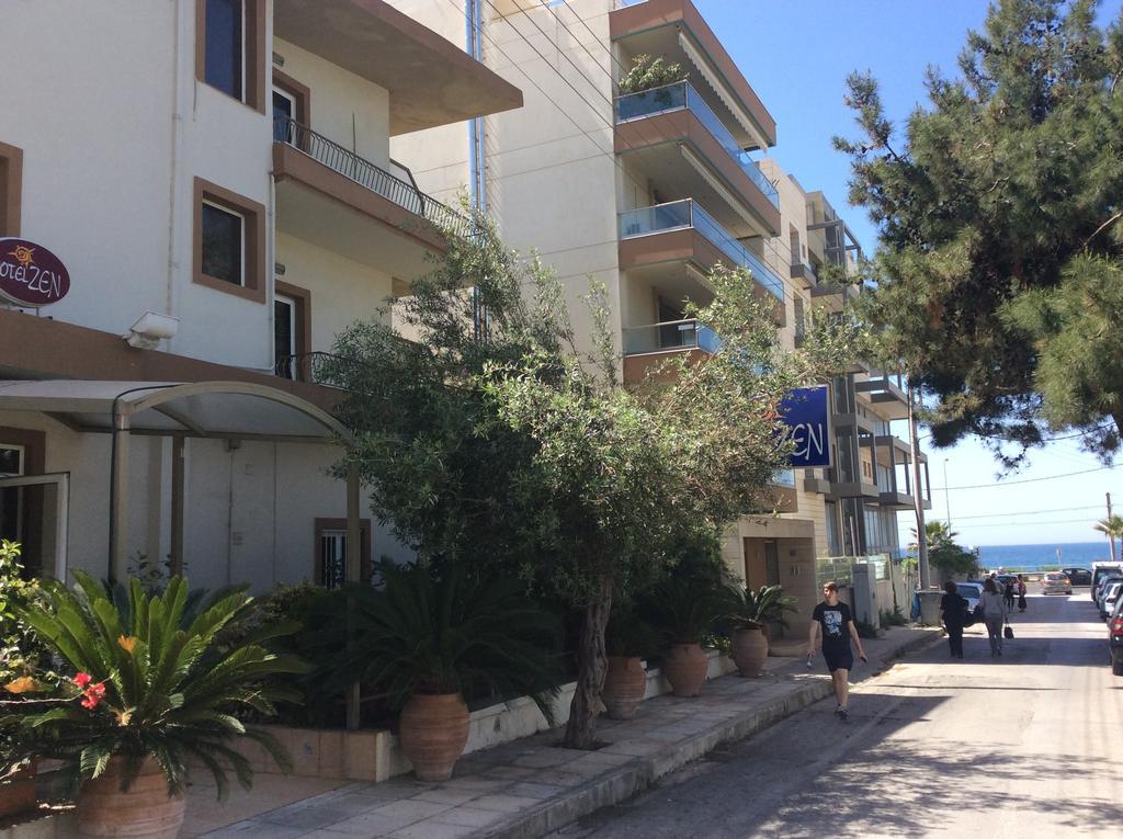 Double Room with Balcony and Side Sea View