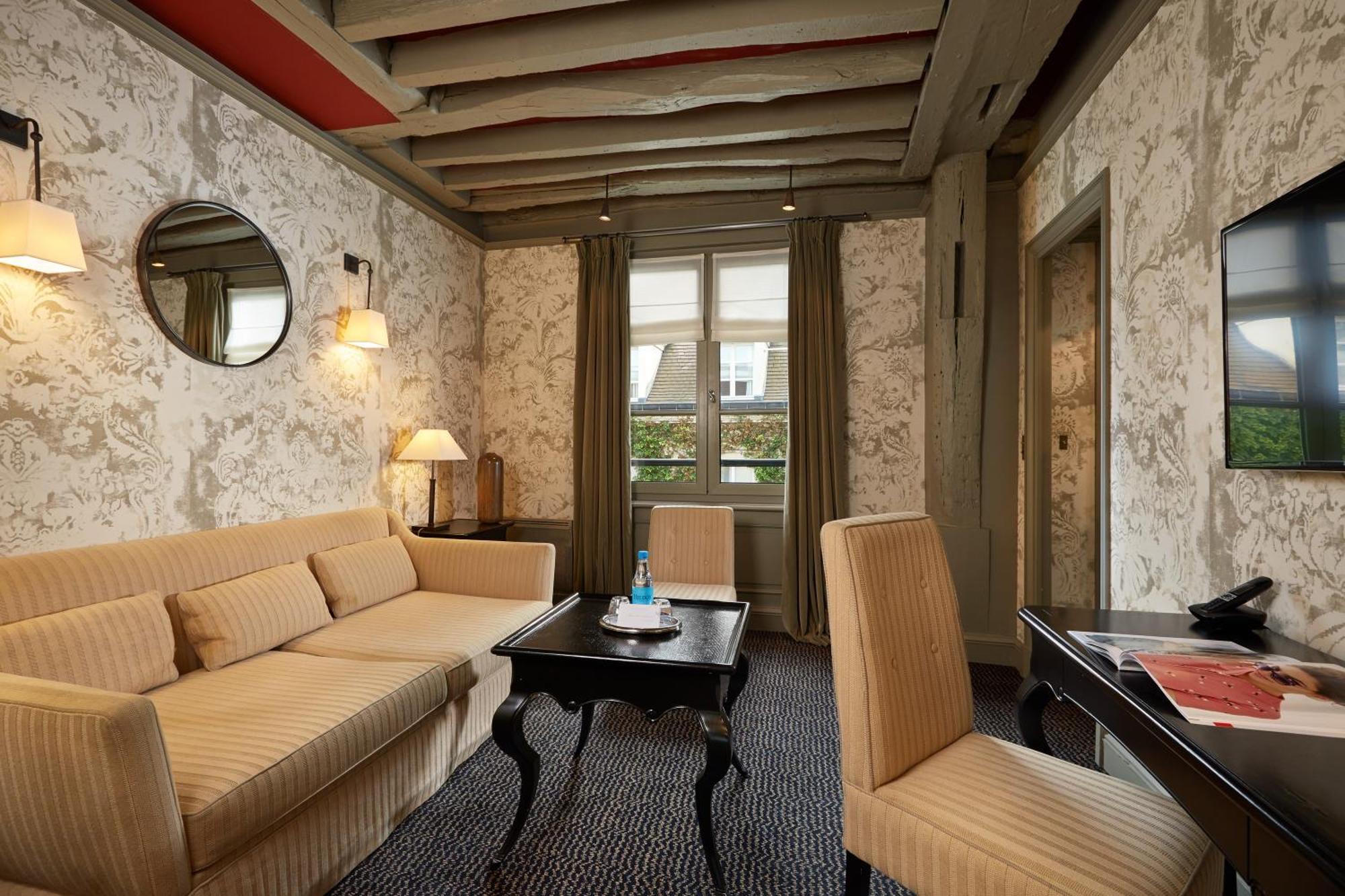 Junior Suite,280176645:JPEG