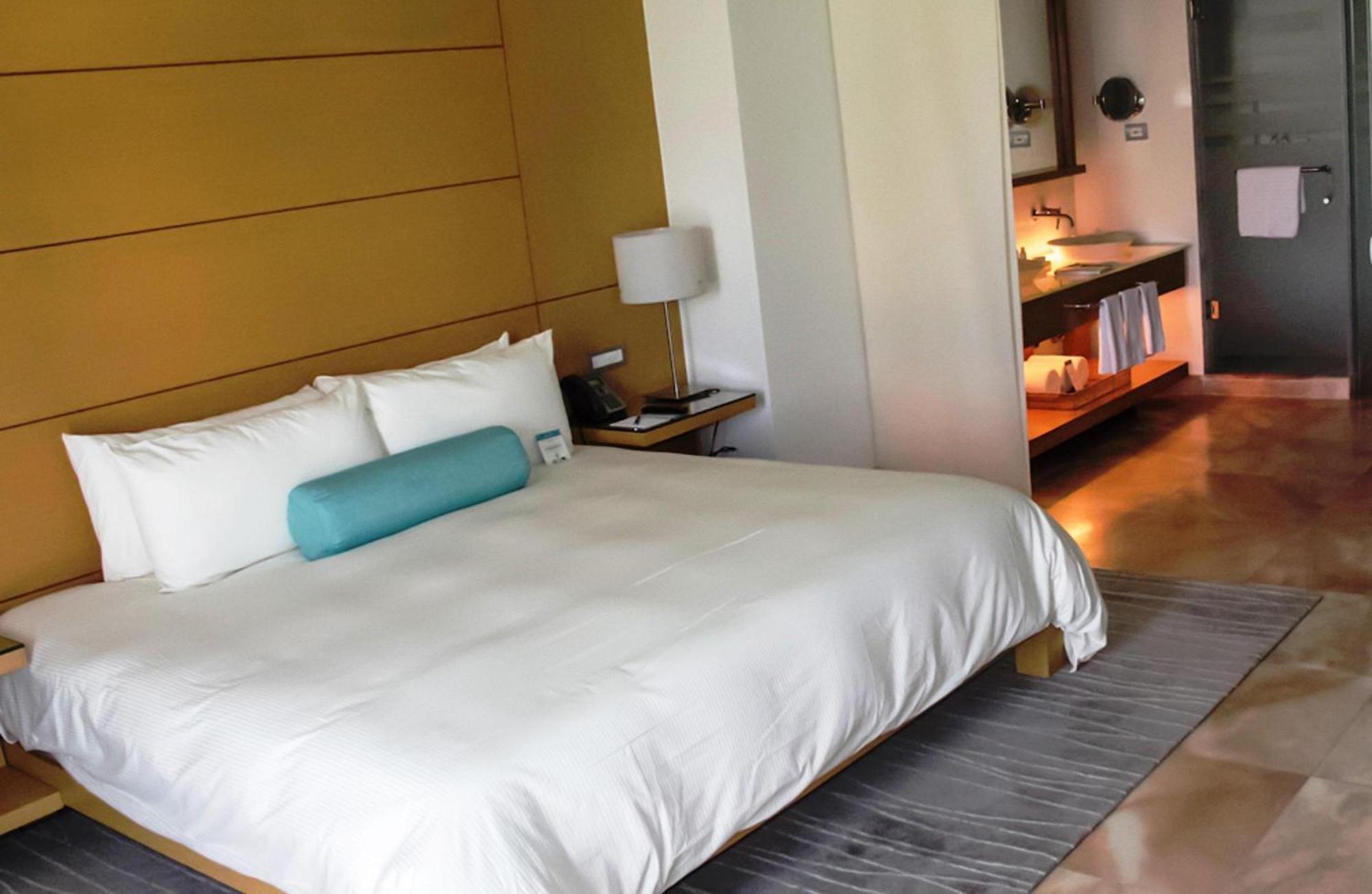Acomodação Deluxe com Cama de Casal e Vista do Resort