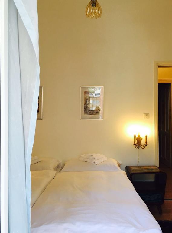 Camera Singola con Bagno in Comune