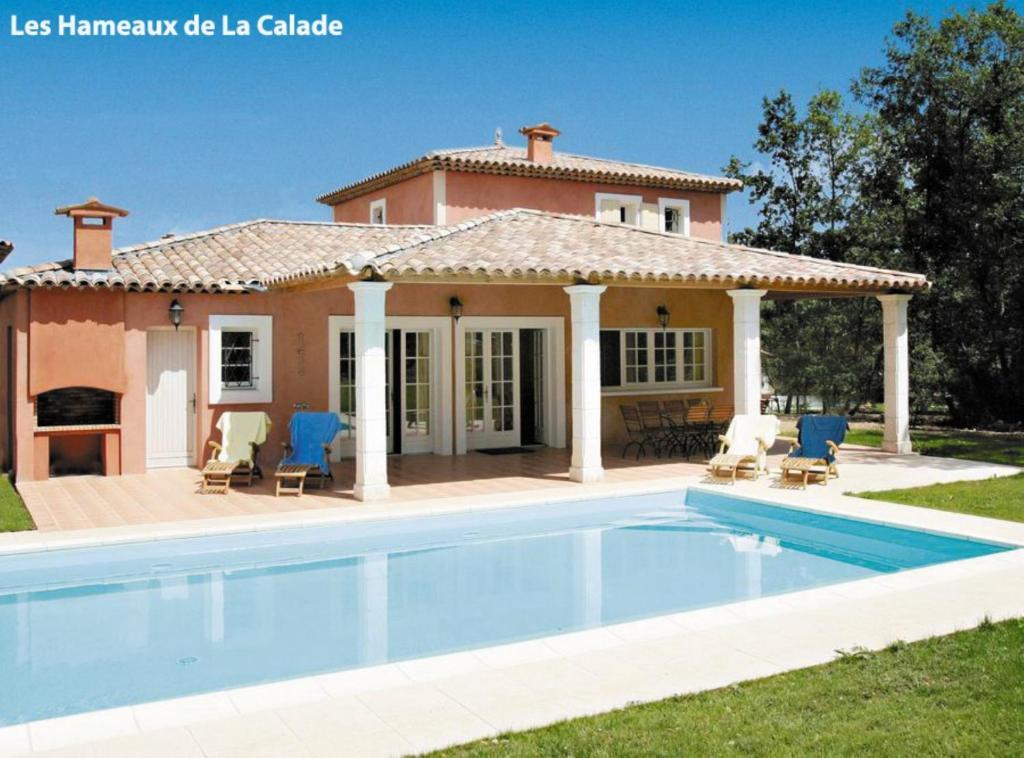 Villa avec Piscine Privée (6-8 Personnes)