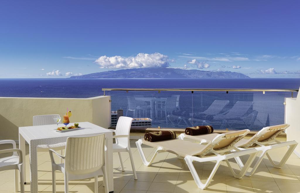 Apartamento de 1 dormitorio (4 adultos) con vistas al mar