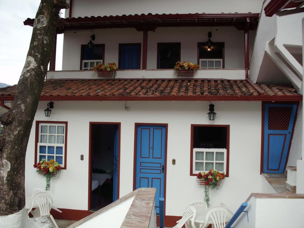 Quarto Quádruplo Standard