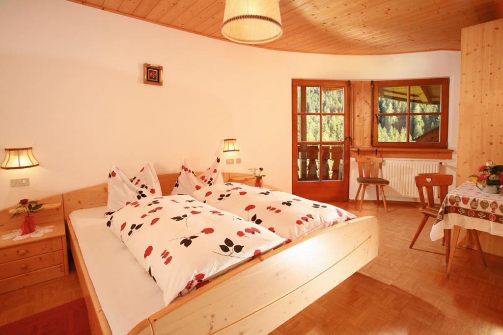 Doppelzimmer mit Balkon