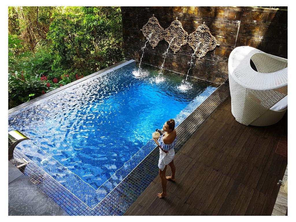 Luxury Villa with Private Pool (2 adults)
