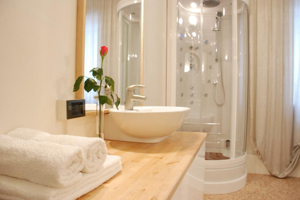Camera Matrimoniale con Bagno Privato Esterno