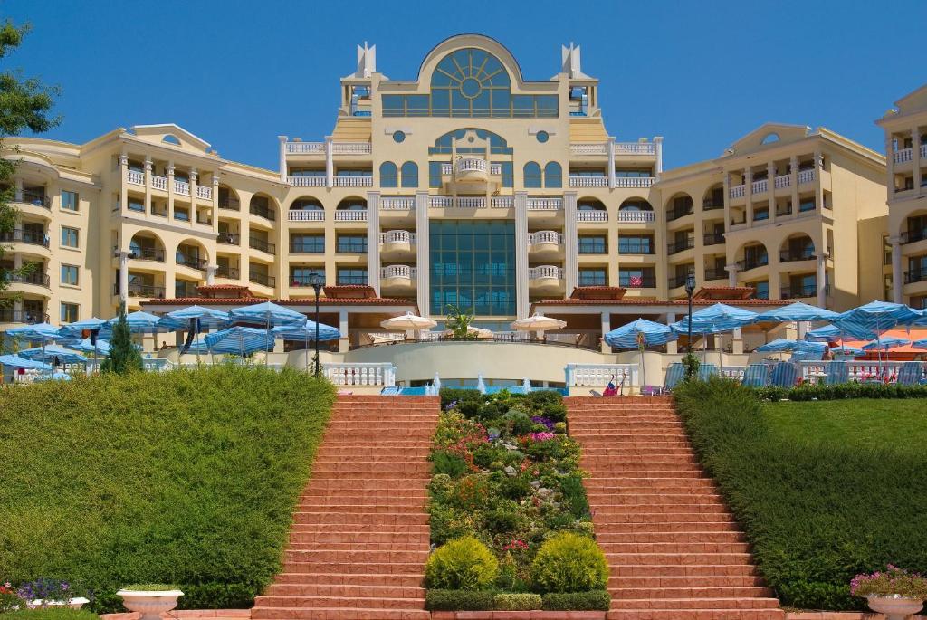 Suite Junior - Vue sur Mer - Accès Gratuit à la Plage