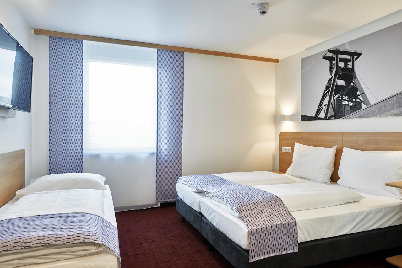 Triple Room,587487678:JPEG