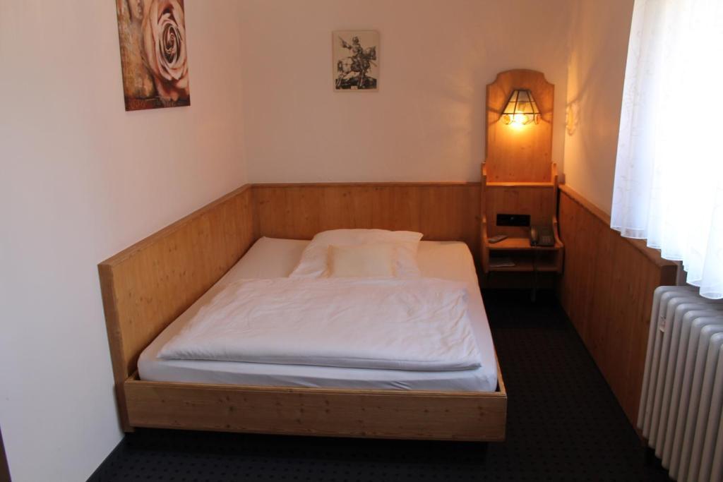 Single Room,59452756:JPEG