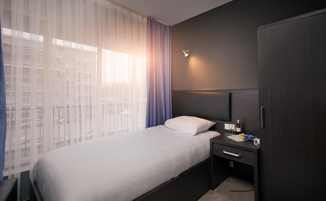 Single Room,640612113:JPEG