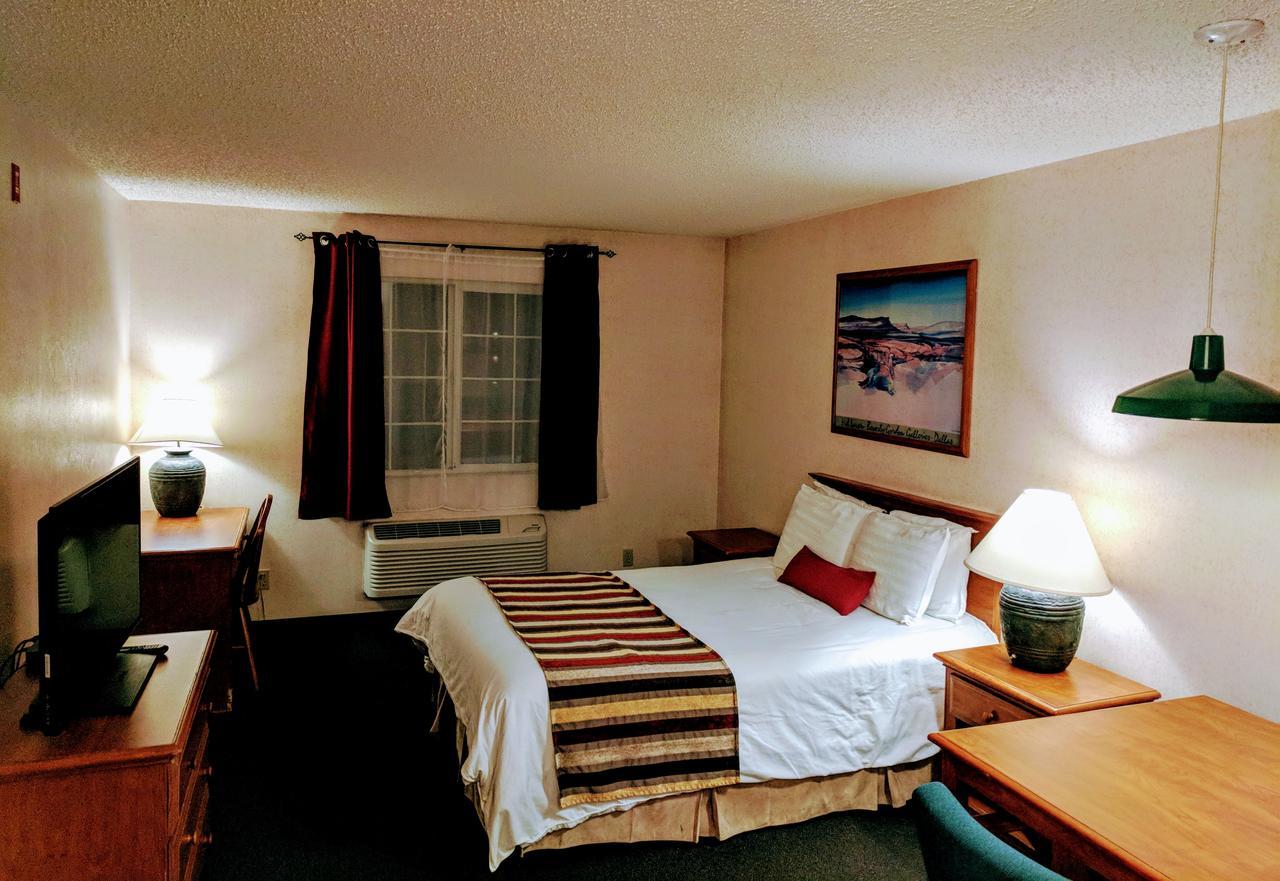 Queen Suite