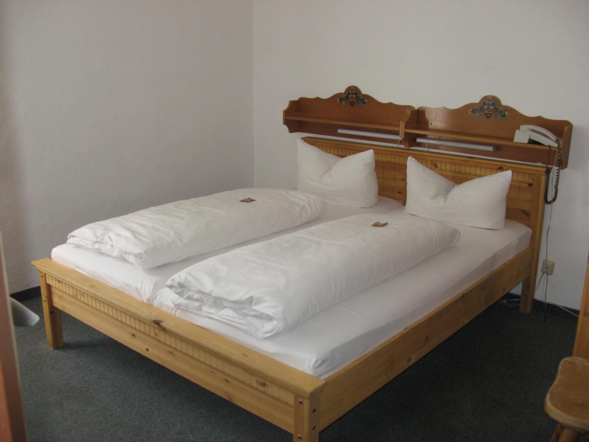 Doppelzimmer mit Gemeinschaftsbad