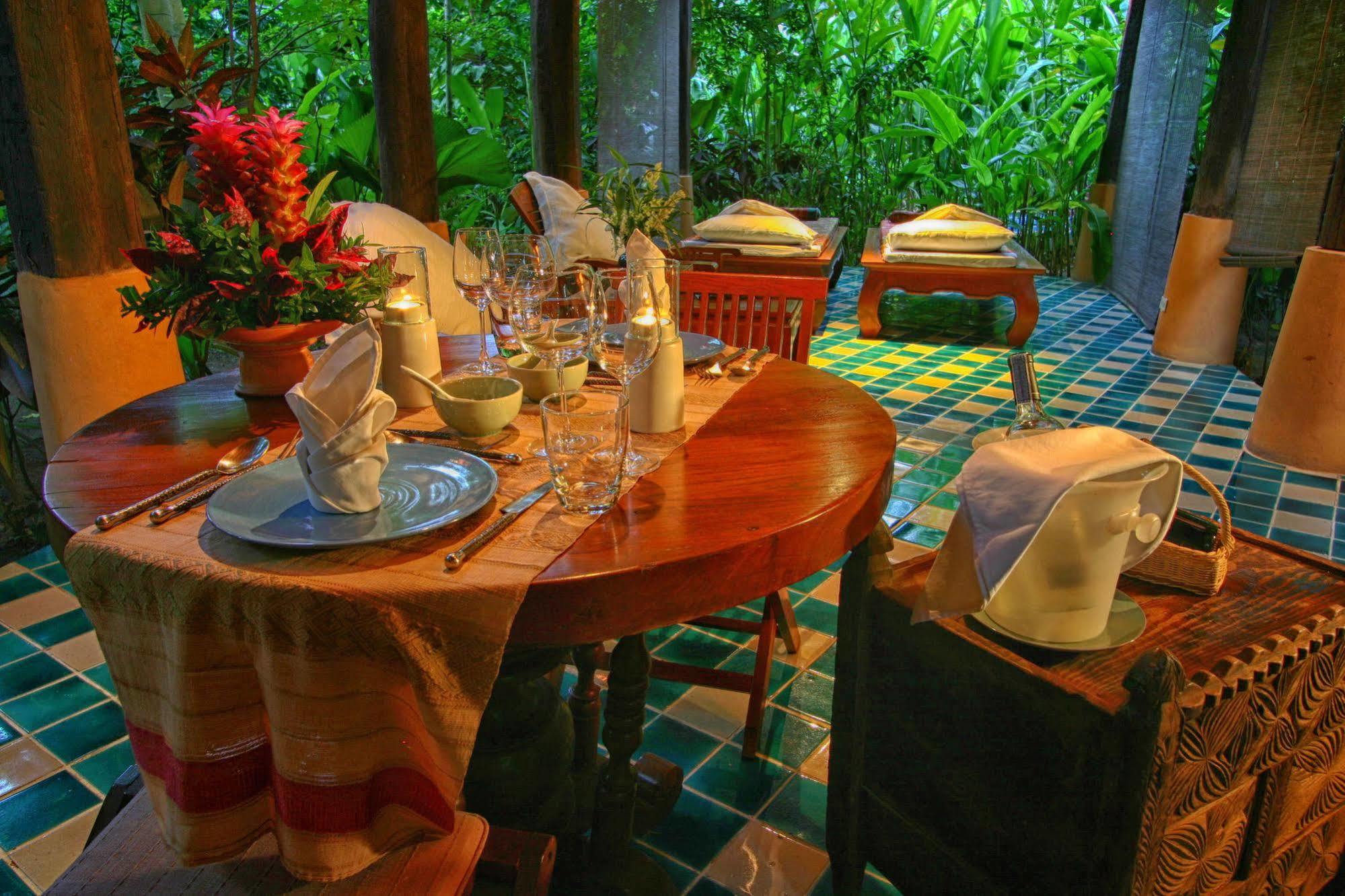 Lanna Jacuzzi Spa Villa - Superior